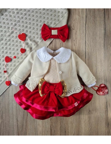 Beżowy ażurowy sweterek