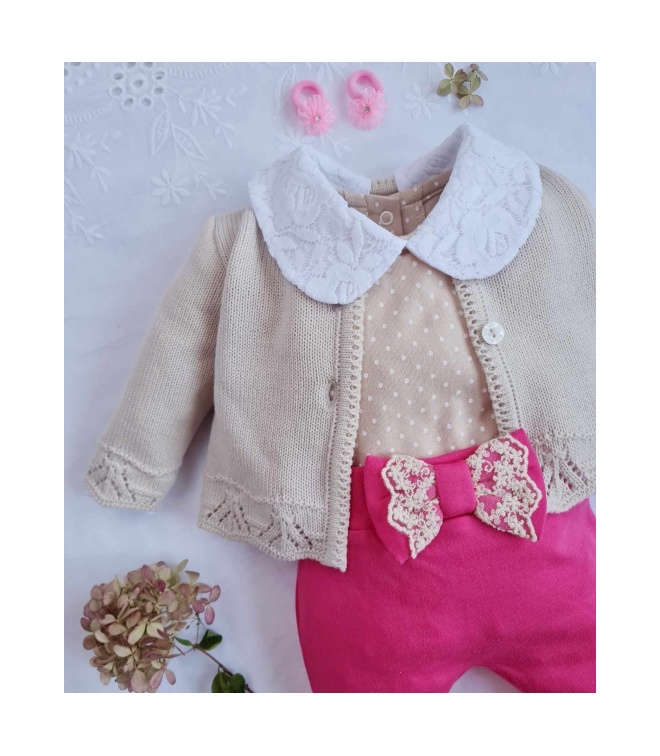 Beżowy ażurowy sweterek