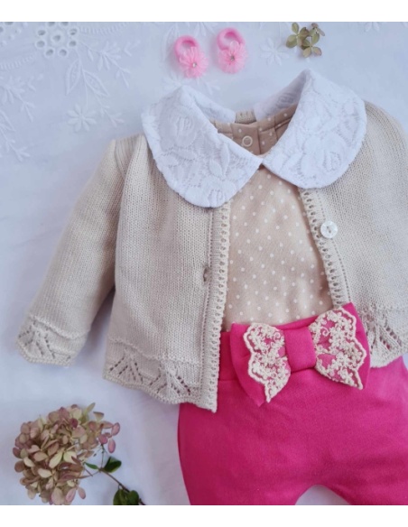 Beżowy ażurowy sweterek